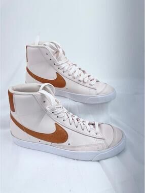 Womens Nike BLAZER MID 77 'Copper Swoosh' size 8.5